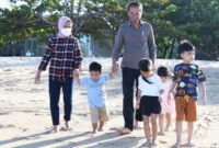 Presiden Jokowi dan Ibu Iriana Joko Widodo serta 4 cucunya. (Dok. Biro Pers Sekretariat Presiden/Lukas) 