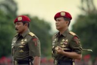Prabowo Subianto dan Subagyo Hadi Siswoyo saat masih bertugas di TNI. (Dok. Partai Gerindra)