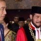 Presiden Jokowi dan Ketua Mahkamah Konstitusi Anwar Usman. (Instagram.com/@dr.anwarusman)