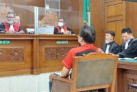 Terdakwa Alvin Lim duduk di kursi pesakitan Pengadilan Negeri Jakarta Selatan. (Ist)