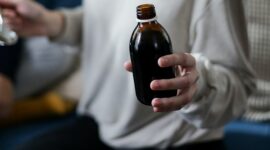 Harus Dievaluasi, Lembaga yang Bertanggung Jawab atas Kasus Gagal Ginjal Akut karena Obat Sirup