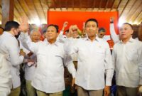 Ketua Umum Partai Gerindra, Prabowo Subianto bersama mantan Ketua Umum Hanura, Wiranto. (Dok. Tim Media Prabowo Subainto)