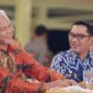 Gubernur Jawa Barat Ridwan Kamil bersama Gubernur Jawa Tengah ganjar pranowo. (Dok. Jabarprov.go.id)
