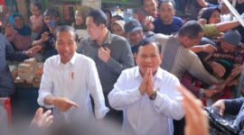 Presiden Joko Widodo (Jokowi) bersama Menteri Pertahanan Prabowo Subianto. (Instagram.com/@prabowo)