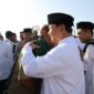Ketua Umum Partai Gerindra Prabowo Subianto saat bersama Masyarakat. (Facbook.com/@Prabowo Subianto)