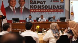 Sekjen Partai Gerindra Ahmad Muzani menghadiri rapat konsolidasi bersama kader Gerindra dapil Jawa Barat. (TDok. Tim Media Gerindra)