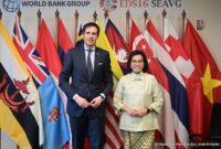 Menteri Keuangan (Menkeu) Sri Mulyani Indrawati dalam pertemuan dengan EU Commissioner yang membidangi Climate Action, Wopke Hoekstra. (Dok. Kemenkeu.go.id)