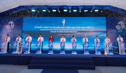 Trinasolar Pasok Modul Vertex N untuk Proyek PLTS Terapung 562 MWdc di Vietnam Trinasolar Pasok Modul Vertex N untuk Proyek PLTS Terapung 562 MWdc di Vietnam