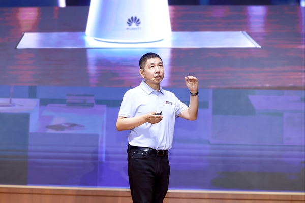 HUAWEI eKit Luncurkan Intelligent Office Solution 2.0, Hadirkan Akses Teknologi Cerdas bagi UKM HUAWEI eKit Luncurkan Intelligent Office Solution 2.0, Hadirkan Akses Teknologi Cerdas bagi UKM