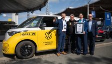 Giti Tire Sukses Antar “VW ID.Buzz World Tour” Raih Rekor Dunia Giti Tire Sukses Antar “VW ID.Buzz World Tour” Raih Rekor Dunia