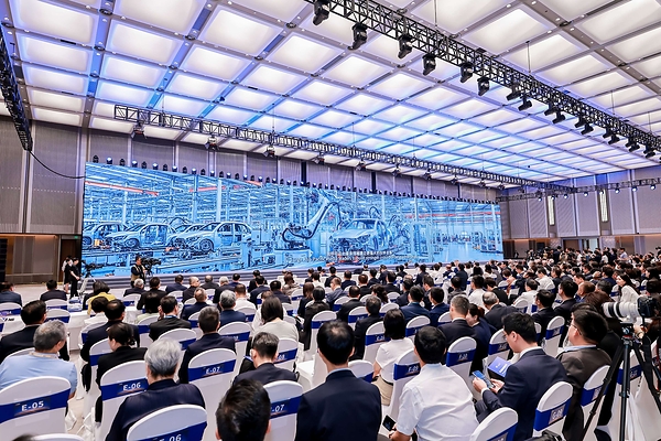 Forum Media Asia-Pasifik Dibuka di Shenzhen, Membangun Jembatan Saling Pengertian dan Koeksistensi melalui Media